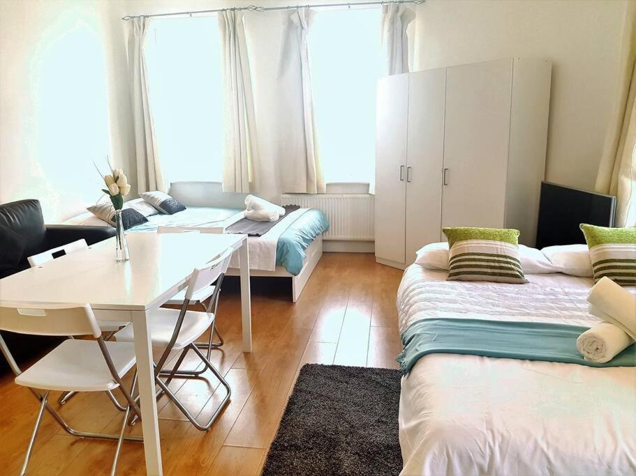 Excellent Studio Flat In London Exterior foto